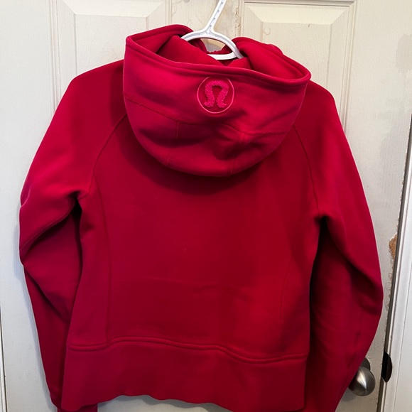 Vintage lululemon scuba hoodie, size 8. - Picture 2 of 3